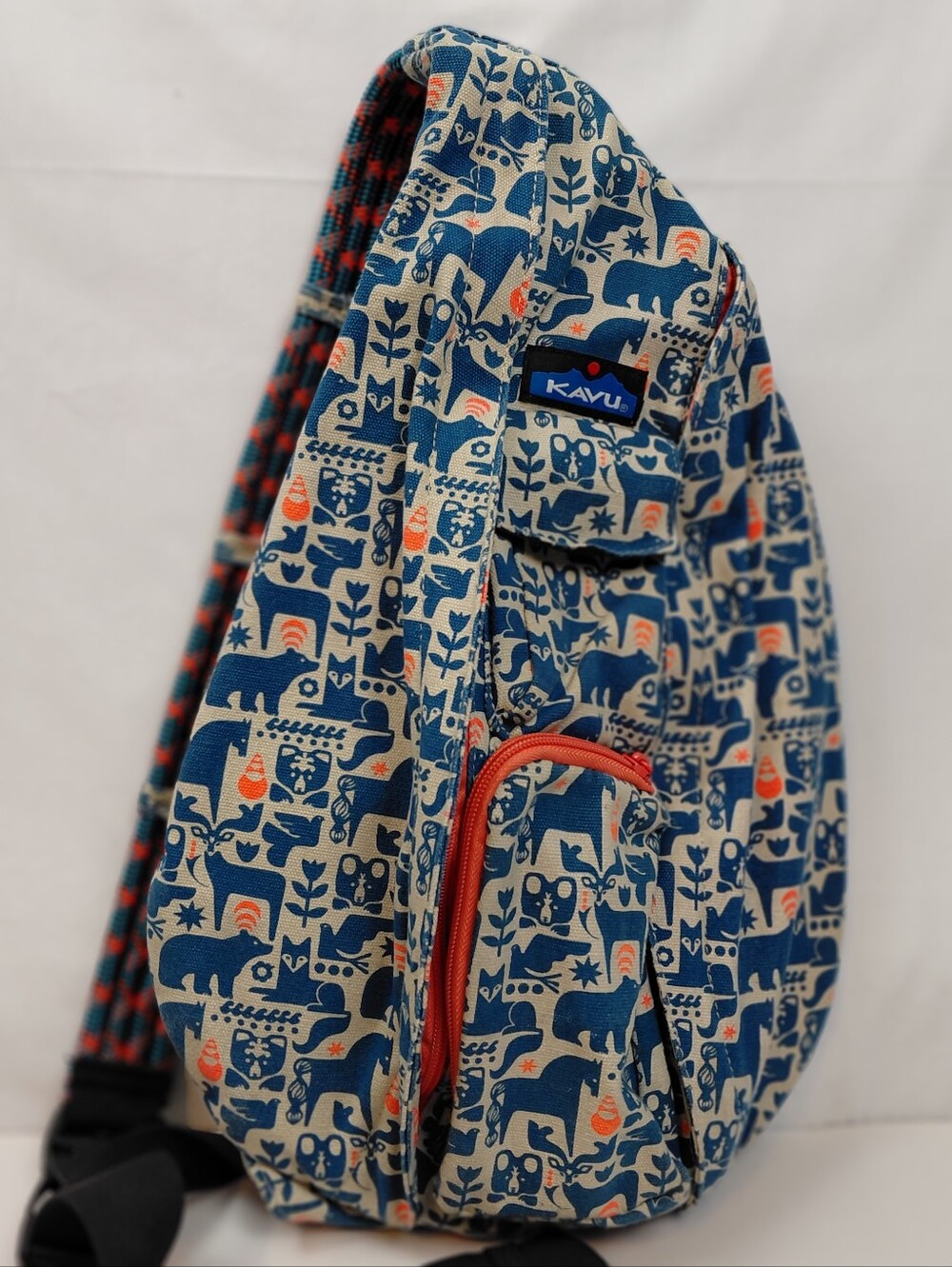 Kavu Cozy Critters Sling Bag Blue Neon Pink